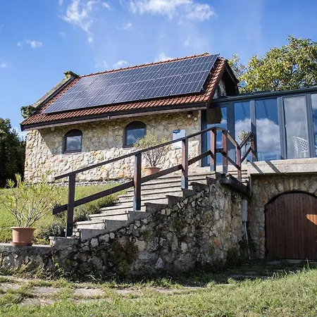 Szaszi Birtok Maison d'hôtes *